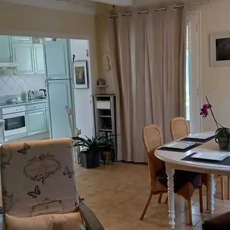 Malpas125 Homestay szállás Accons